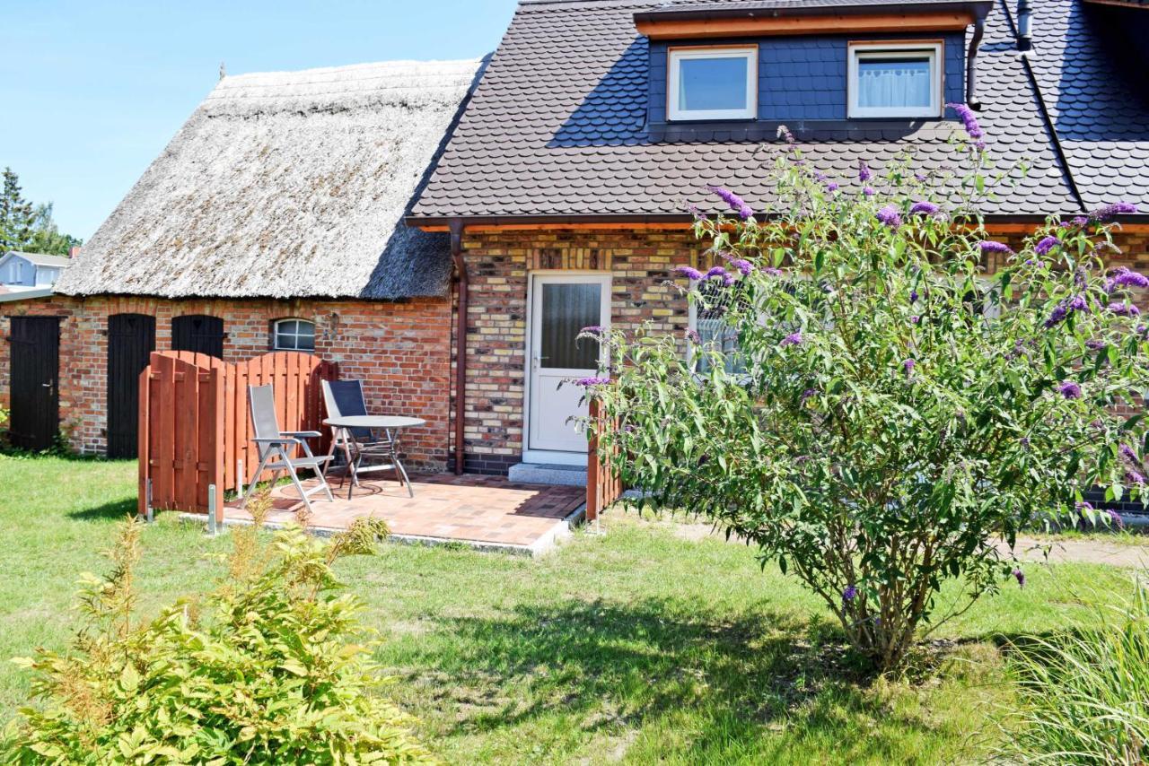 Ferienhaus Mit Terrasse Am Heideweg Baabe Buitenkant foto